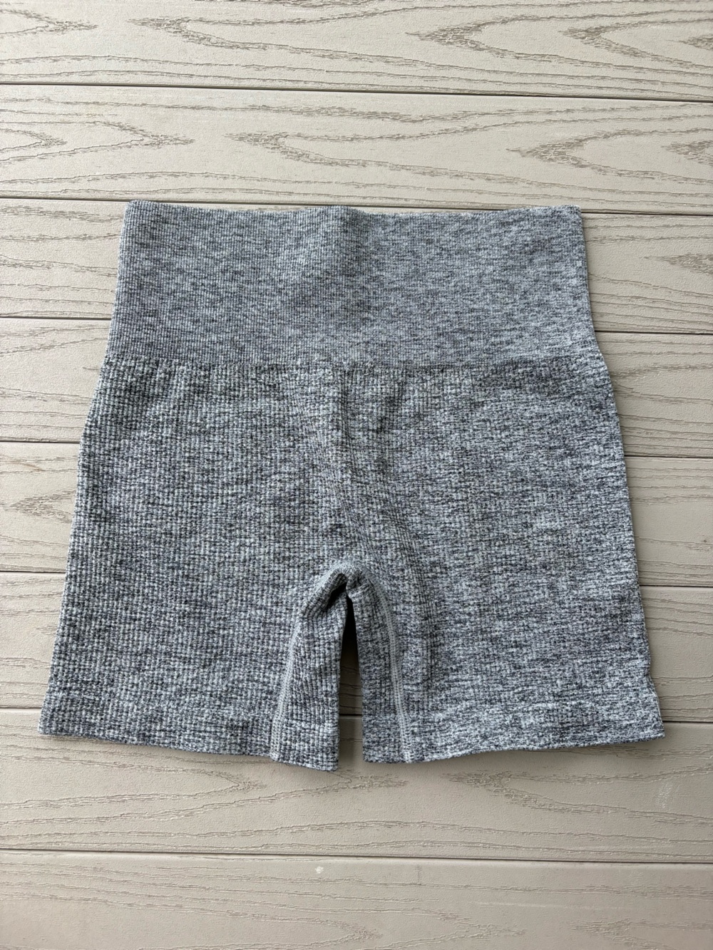 Colsie Grey Ribbed High Rise Biker Shorts - Picture 3 of 3